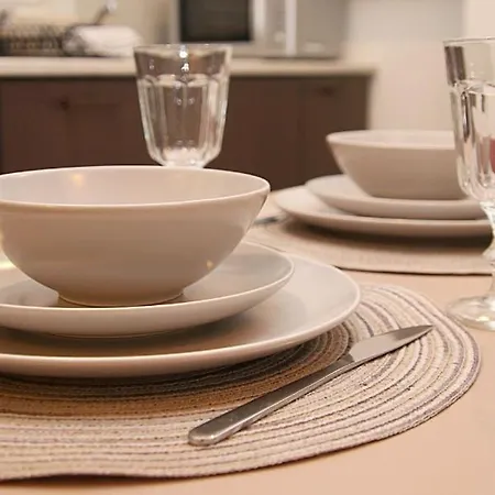 Falcon Center 1 Centralna Apartman *